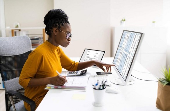 How-to-Advance-on-the-Payroll-Career-Path-Blog-RH-06-29-2021