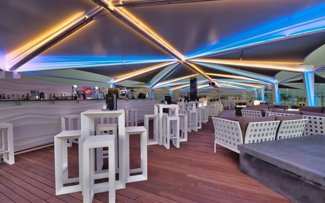 sanantonio035taza-sky-bar-restaurant15