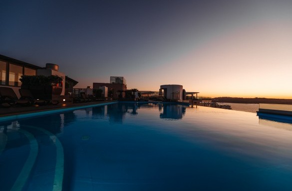 san-antontio-adults-only-pool-5