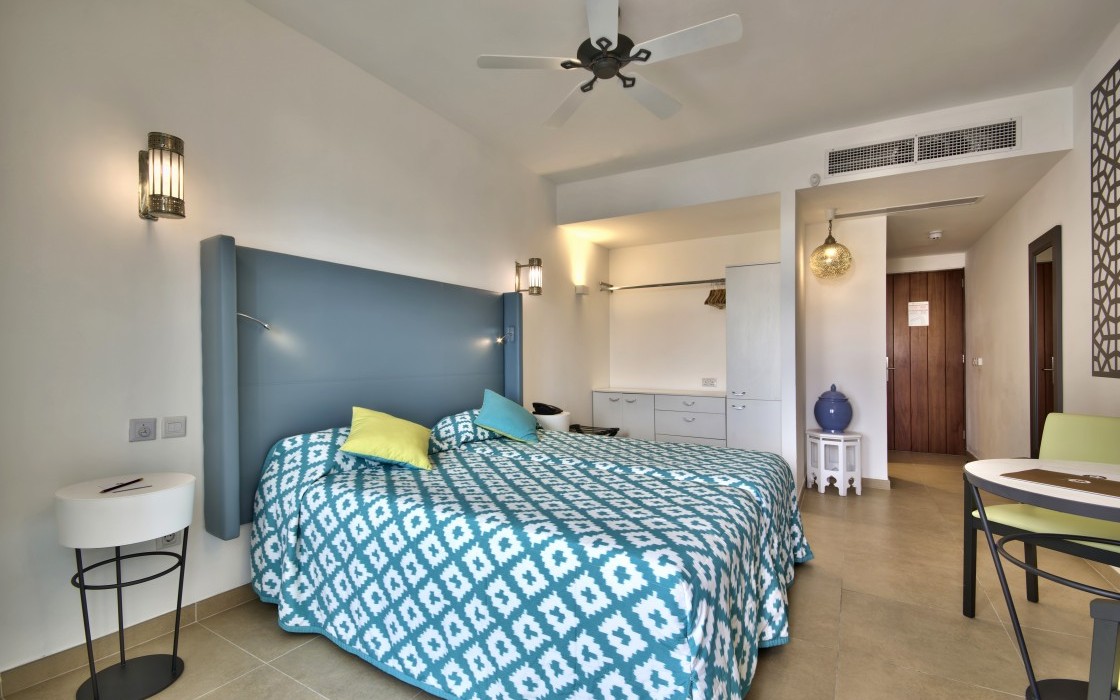 dbsanantonio_hotel_TwinDouble Room2_Malta